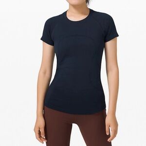 Lululemon swiftly top navy